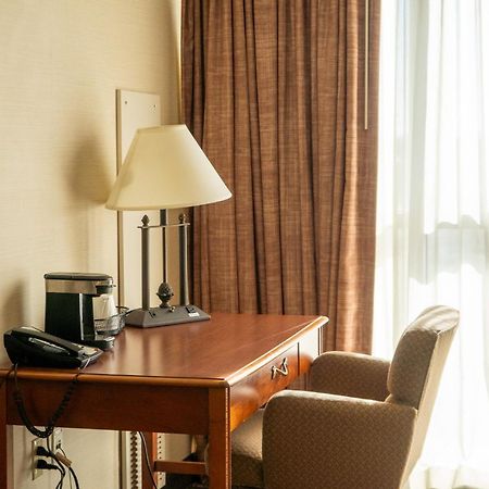 Hotel Topeka At City Center Dış mekan fotoğraf