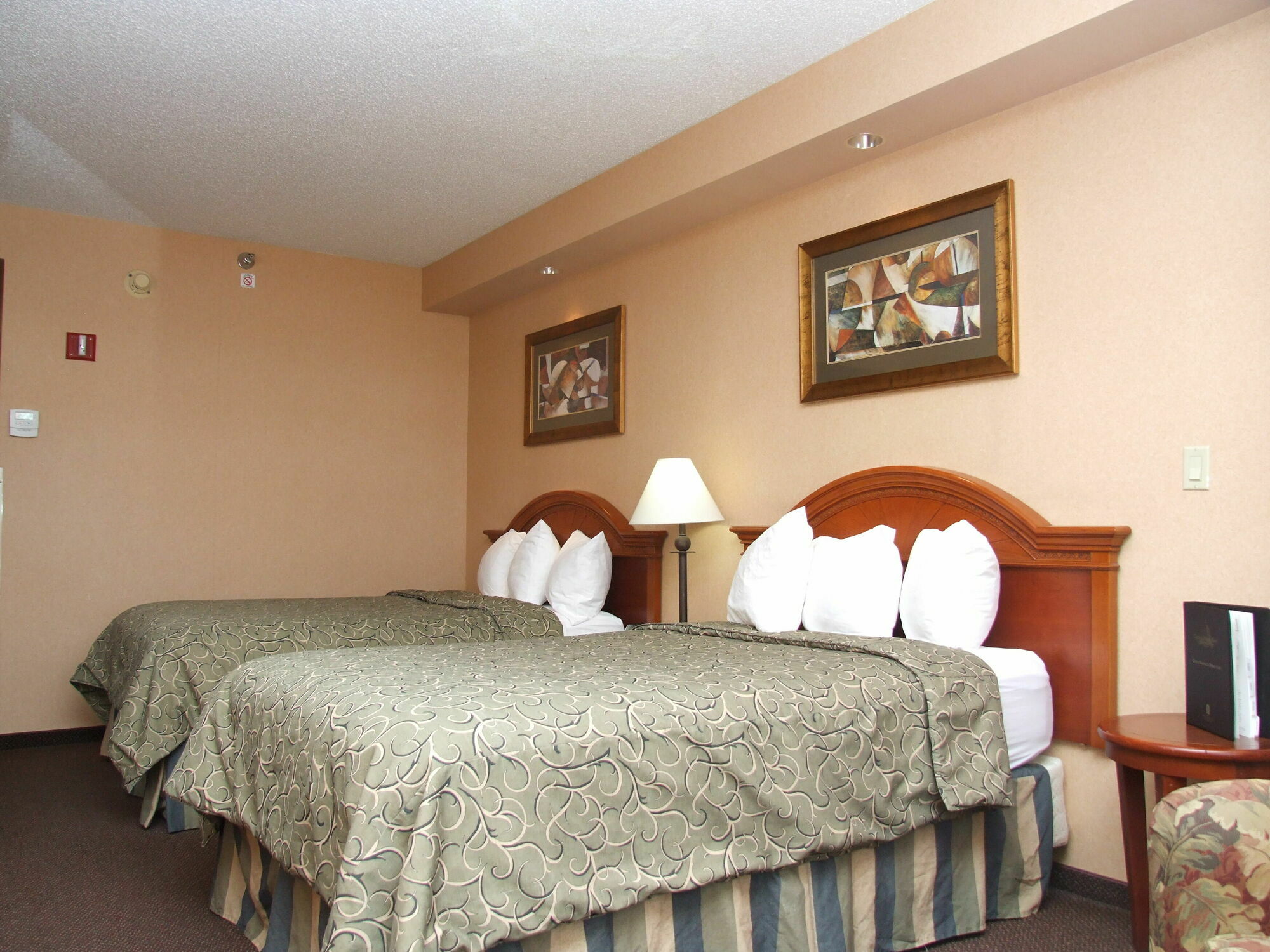 Hotel Topeka At City Center Dış mekan fotoğraf